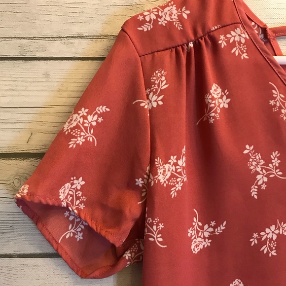 Pink Rose Blouse Size Small - Picture 2 of 11